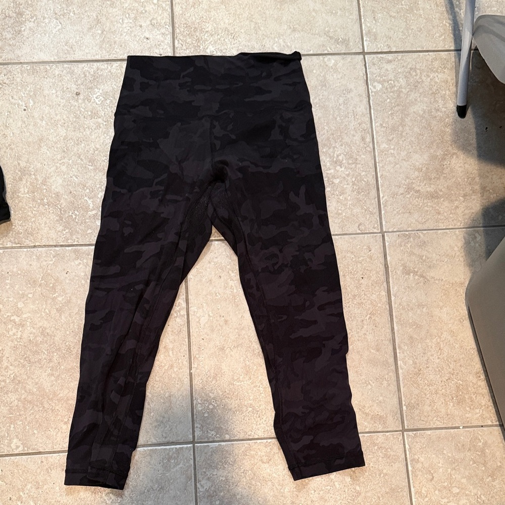 lululemon athletica womens Black Camo Leggings